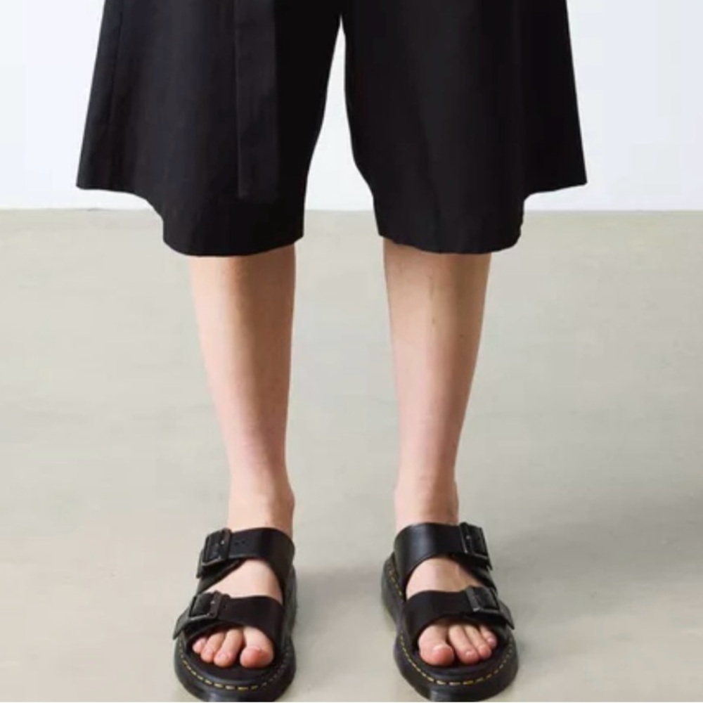 Dr. Martens Myles ll black Unisex sandals size 10 men’s 11 women’s